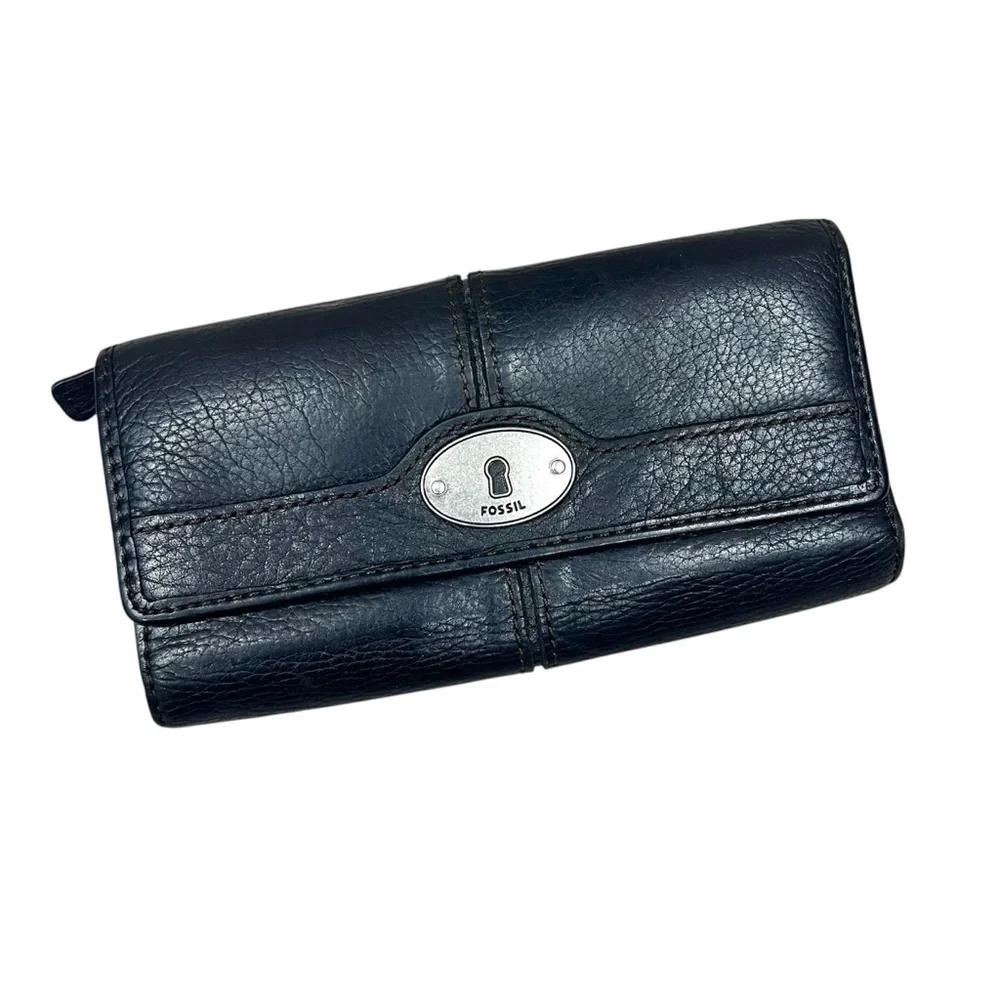 Fossil Black Genuine Pebbled Leather Keyhole Large Trifold Maddox Wallet